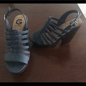 Guess wedges